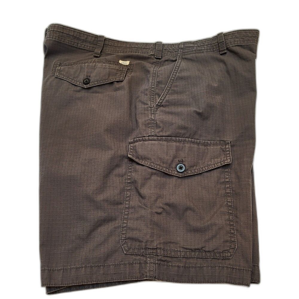IZOD Saltwater Men's Size 42 Gray Cargo Shorts All Cotton Hiking Athleisure - Picture 4 of 15